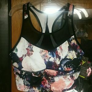 Old navy  women active wear